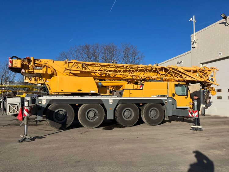 Grue Mobile 70 tonnes à louer avec conducteur : TLiebherr LTM-1070 – Image 9