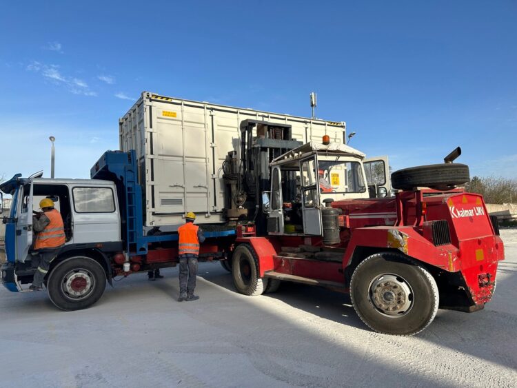 Chariot élévateur gasoil de 10t à 30t